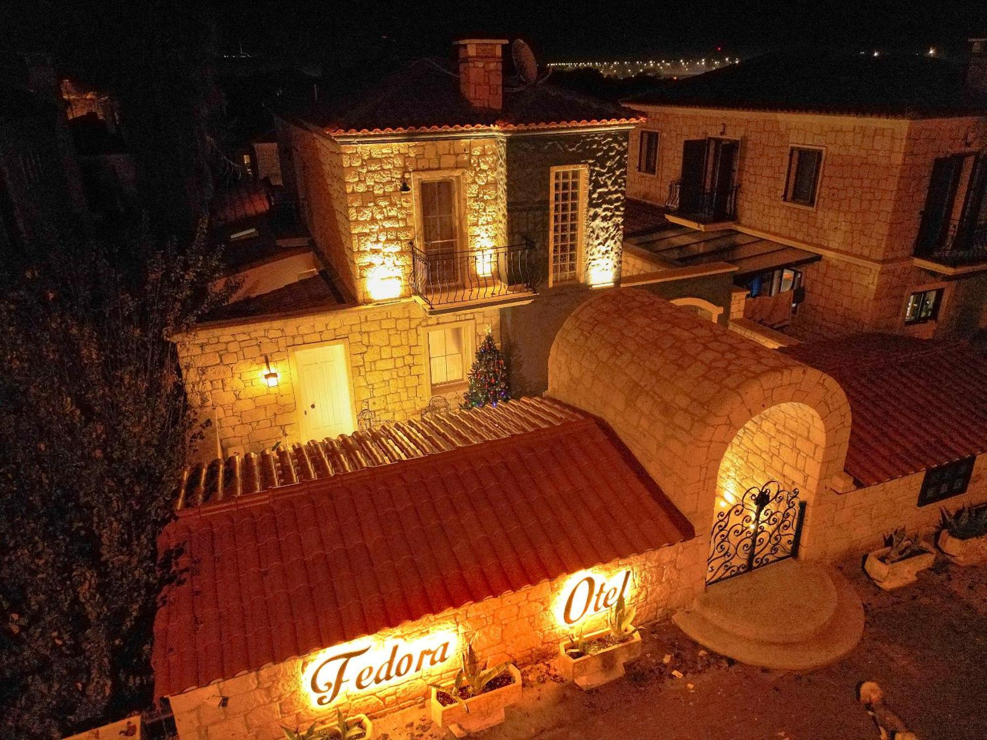 Fedora Otel אלאקאטי מראה חיצוני תמונה